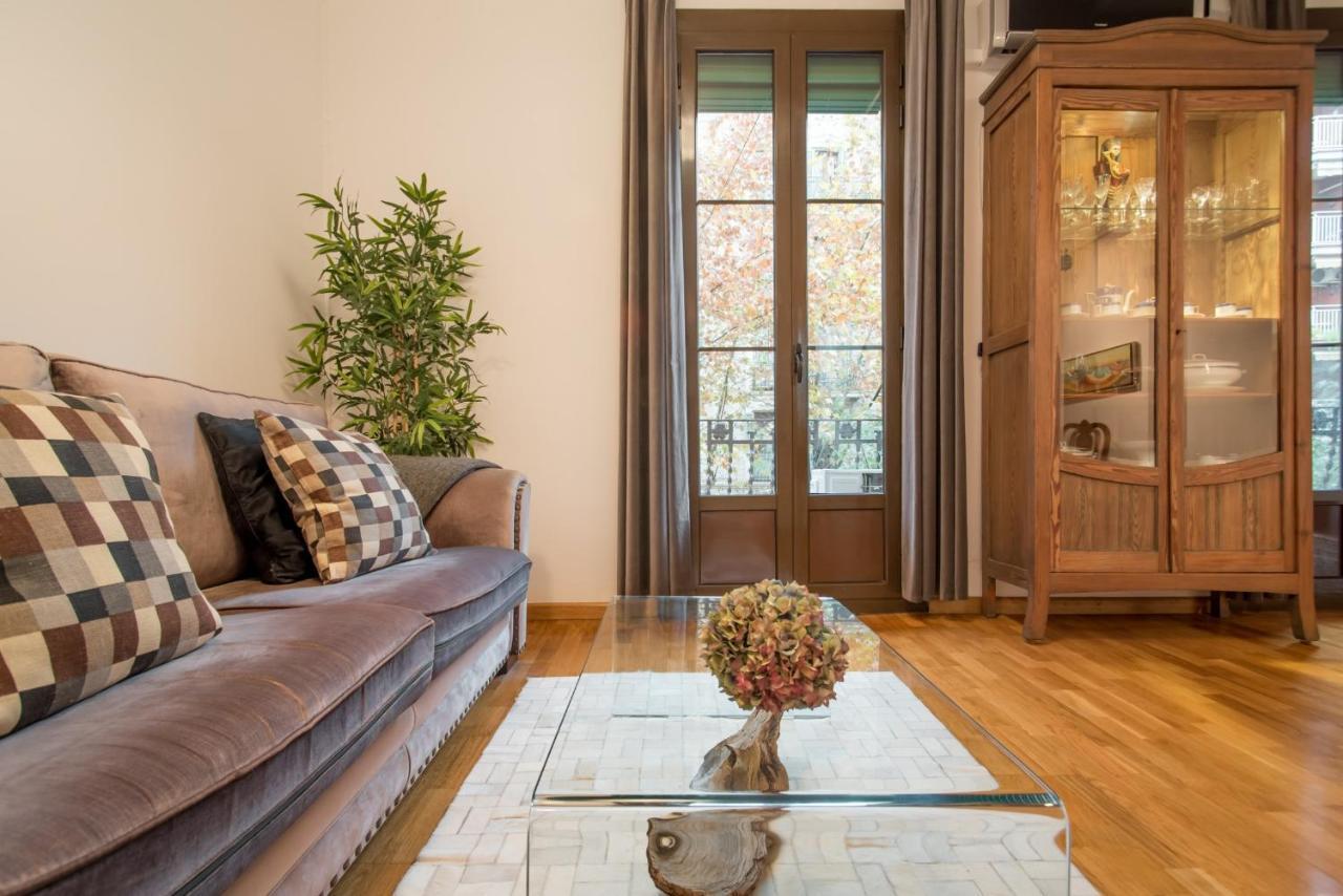 Art Nouveau Apartment Barcelona Exterior foto